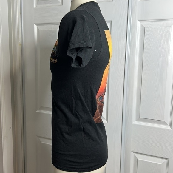 In & Out Burger Restaurant Food Ferris Wheel T Shirt Short Sleeve - Picture 2 of 4